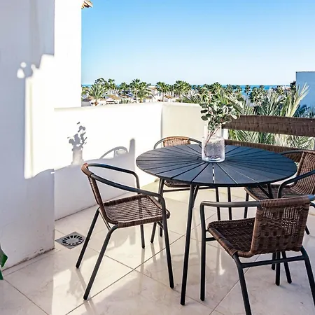 Scandinavian-styled 2 Bedroom In Cosalita Close To The Appartement