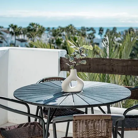 Apartment Scandinavian-styled 2 Bedroom In Cosalita Close To The