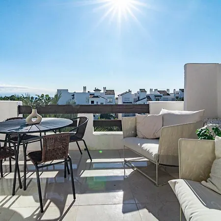 Scandinavian-styled 2 Bedroom In Cosalita Close To The Apartment