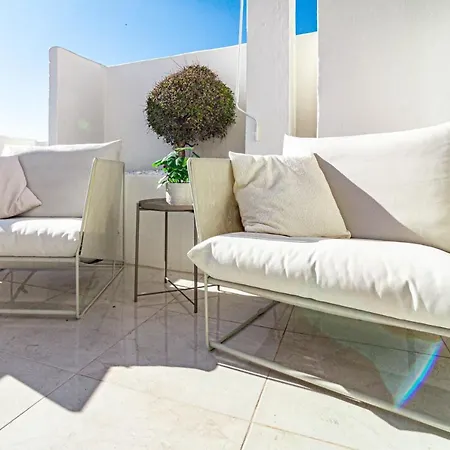 Scandinavian-styled 2 Bedroom In Cosalita Close To The Estepona